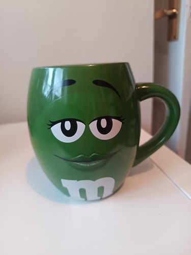 Green melt for no one - m&m's,