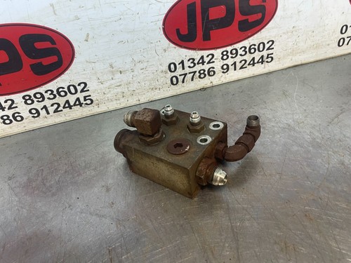 Hydraulic valve block - , x