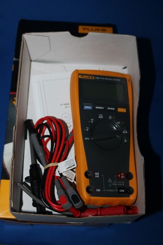 Fluke true rms - true,