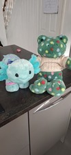 BUILD A BEAR FACTORY SPOTTY MULTI COLOURED FROG AND MINT AXOLOTL WITH CLOTHES
