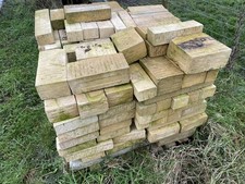 yellow bricks building