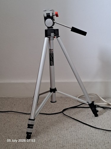 Camera tripod