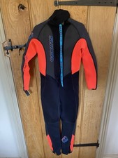 C Skins girls 3/2 summer Wetsuit age 12