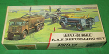 Airfix OO/HO scale RAF Refuelling Set plastic kit unbuilt early red stripe box