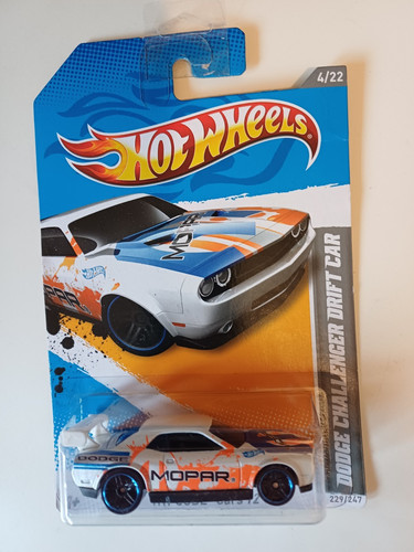 Hot wheels dodge challenger - hot,