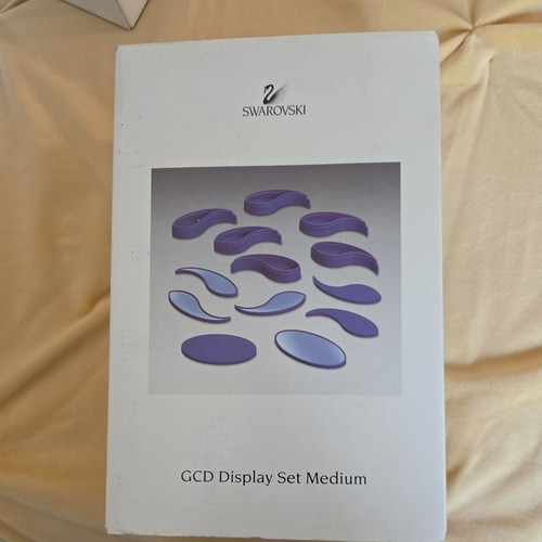 Gcd swarovski display set - display,