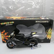 SIGNED Minichamps 1/12 Scale Rossi 122063046 YZR-M1 Camel Yamaha 2006 SIGNED