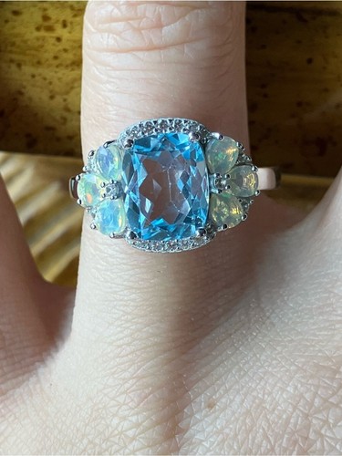 Natural sky blue topaz - blue,