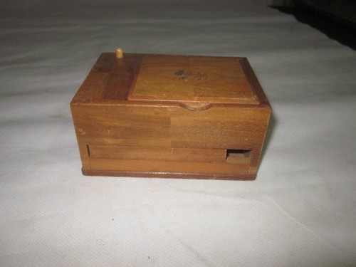 Wooden cigarette box with - wooden,