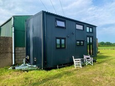 Tiny House / Home on Wheels - 6.6m/22ft - Top-Spec Insulation - Mezzanine - 240v