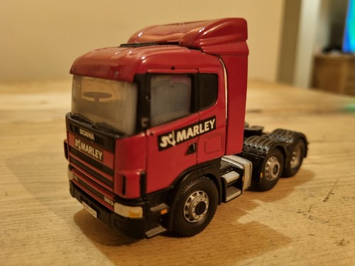 Corgi modern truck tractor - truck,