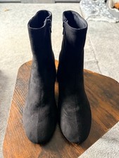 Ladies lovely Black boots by