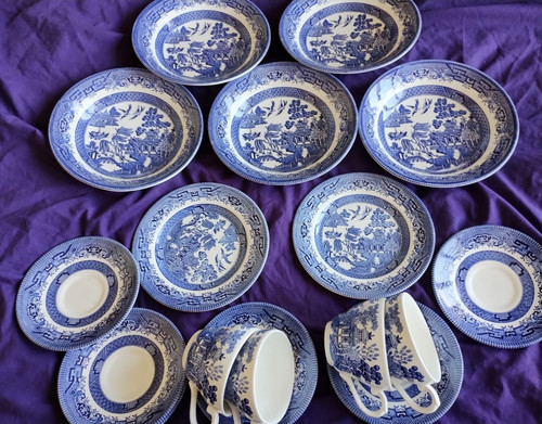 Churchill willow pattern - ,