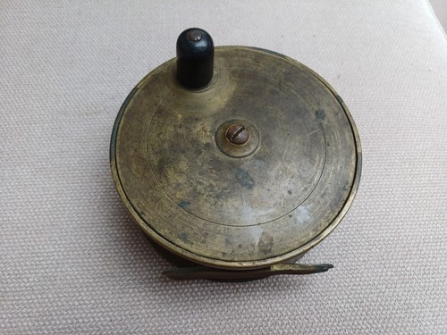 Vintage brass plate - 4.25”,