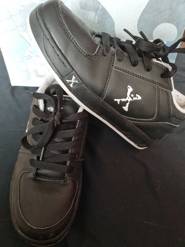 Size black sidewalk sports - black,