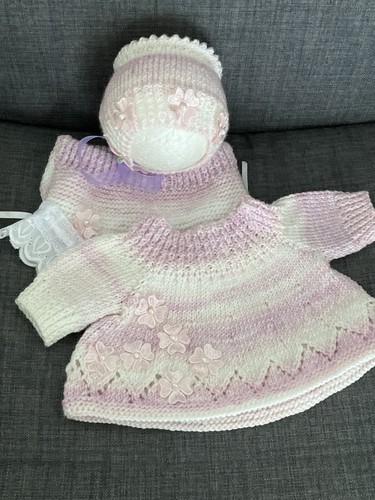 Handknitted outfits for reborn - for,