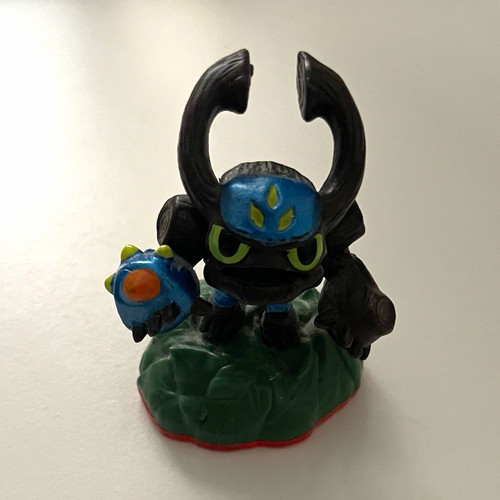 Skylanders barkley character - skylanders,