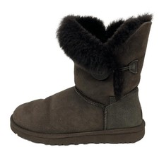 UGG - 5803 Dark Brown Mouton