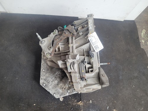 Nissan pulsar gearbox 2015 - pulsar,