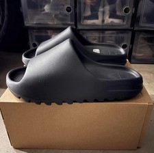 Adidas Yeezy Onyx Sandal Slides Size 9