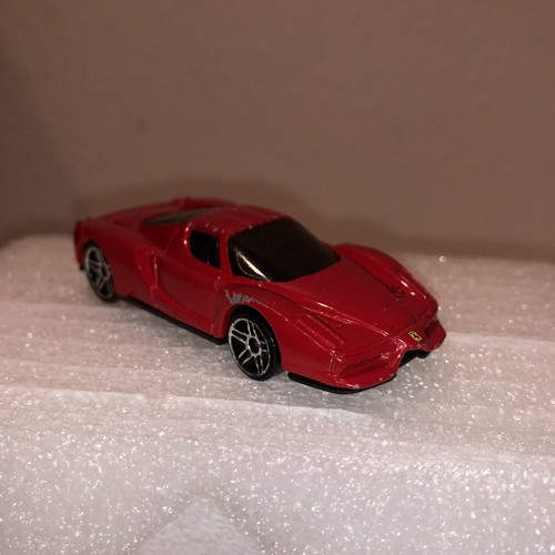 Mattel hot wheels ferrari enzo - hot,