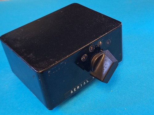 Antenna selector switch 4 - switch,