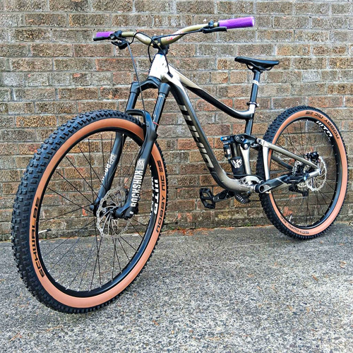 Giant reign full - giant, suspension