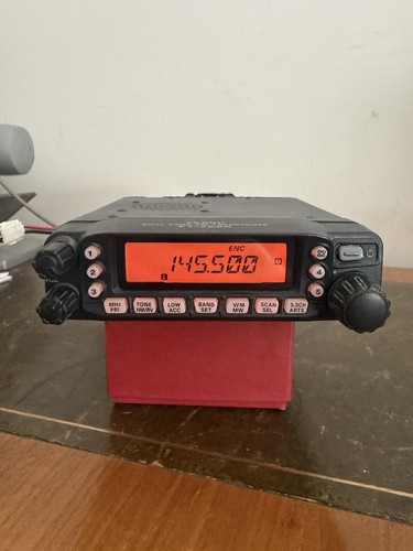 Yaesu dual band transceiver - yaesu,