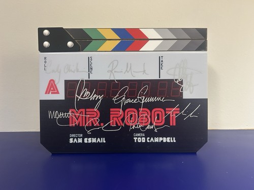 Robot clapperboard signed - mr,