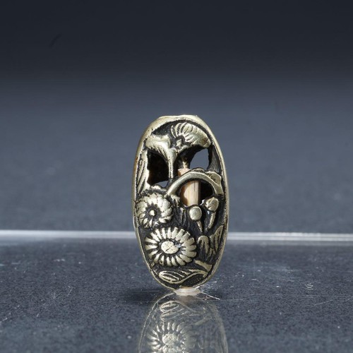 Metal ojime bead chrysanthemum - metal,