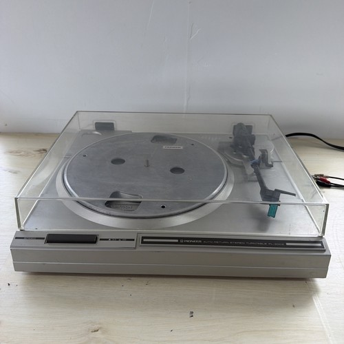 Pioneer 200 turntable - pl-200,