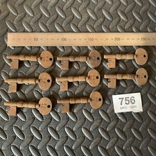Bunch 8 Gibbons Key Part Cut 