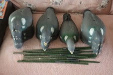 BUNDLE OF PLASTIC DECOY PIGEONS WITH STICKS