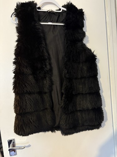 Ladies black fluffy faux fur - black,