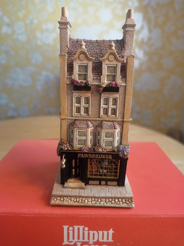 Lilliput lane pawnbrokers - lane,