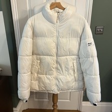 Zara Dnwr men’s white puffer