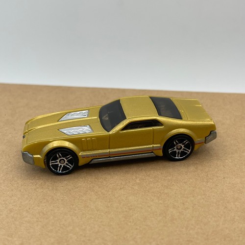 Hot wheels ccm - hot,