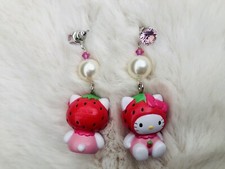 RARE ? Hello Kitty Strawberry Mascot Earrings Sanrio Charm TARINA Tarantino