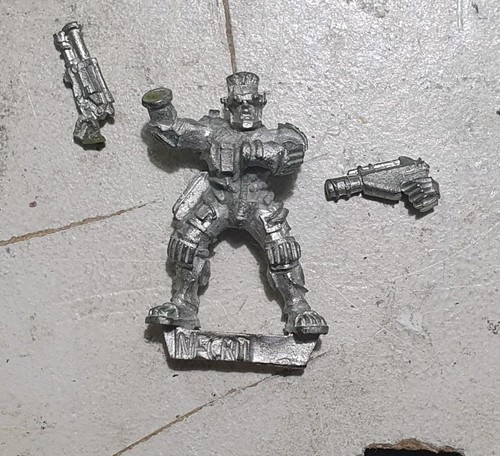 Necromunda fanatic van saar - necromunda,