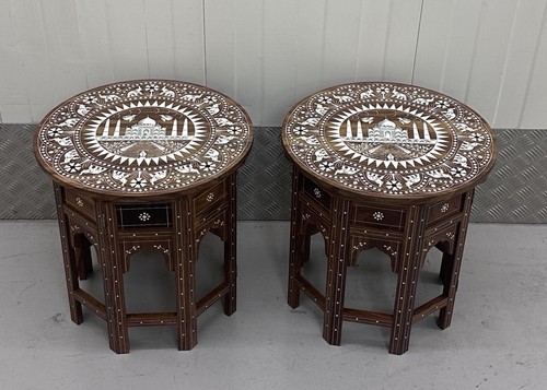Pair anglo indian - of,