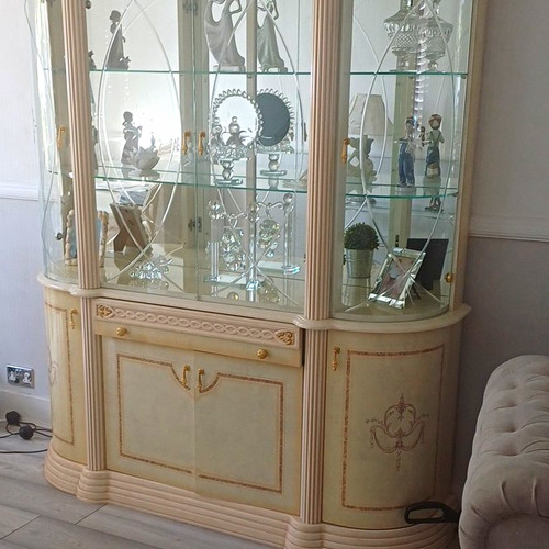 Luxury italian cabinet - luxury,