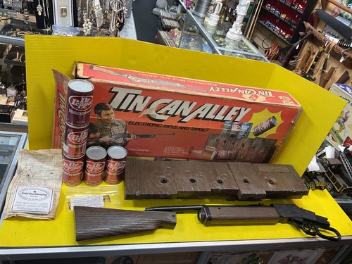 Read 1976 tin can shooting - ,