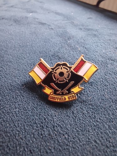 Classic sheffield united pin - classic,
