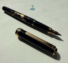 Platinum Maki-e Phoenix 18K