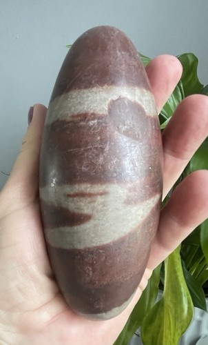 Shiva lingam over - lingam, 650gm