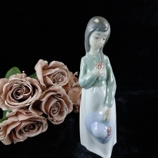 Beautiful NAO by Lladró