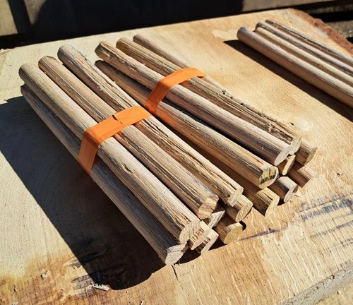 Oak timber framing dowels - 20,