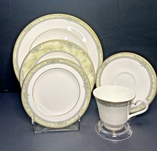 Royal Doulton Isabella