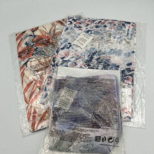 Avon lightweight scarf - x3, set