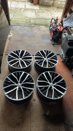 Genuine polo gti 6c - x,